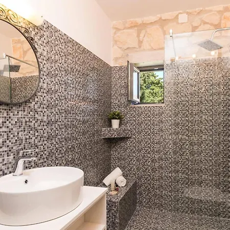 Villa Ionio Zafeiris By Vasilikí