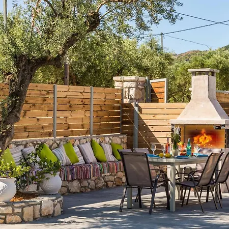 Villa Ionio Zafeiris By Vasilikí